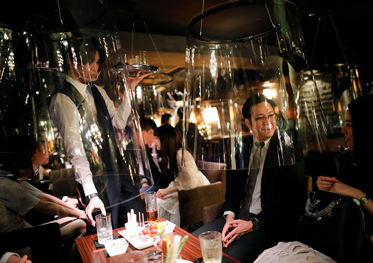 Bar de Tokio en pandemia
