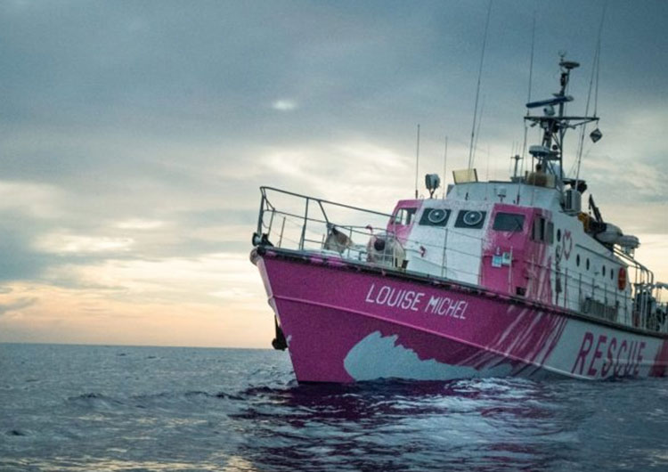 El barco financiado por Banksy para rescatar refugiados.