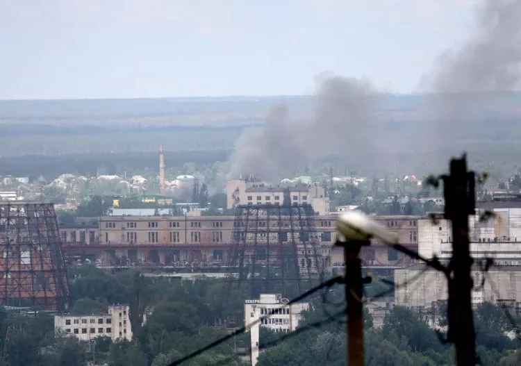 Rusia domina Lugansk con apoyo de milicias separatistas